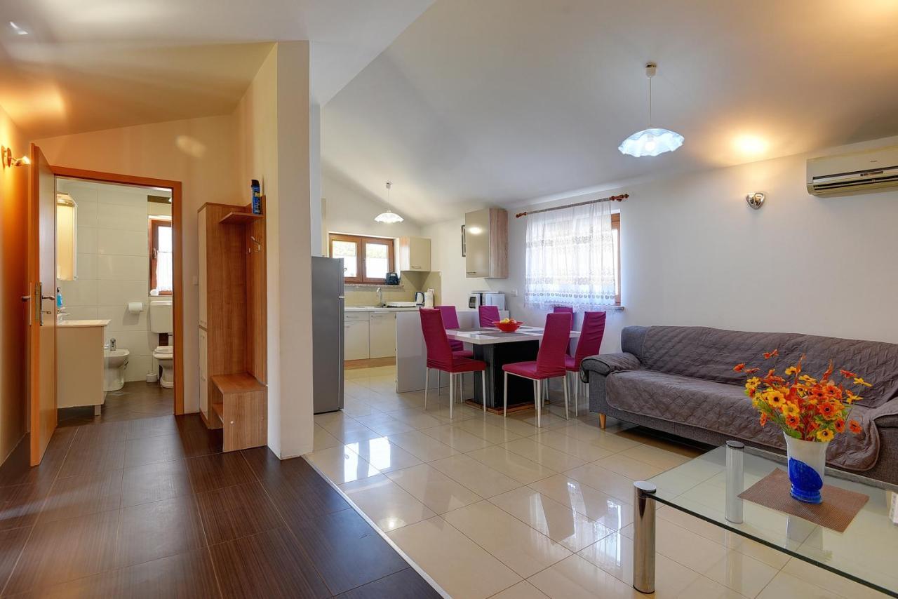 Holiday Home Jasminka Μεντουλίν Εξωτερικό φωτογραφία