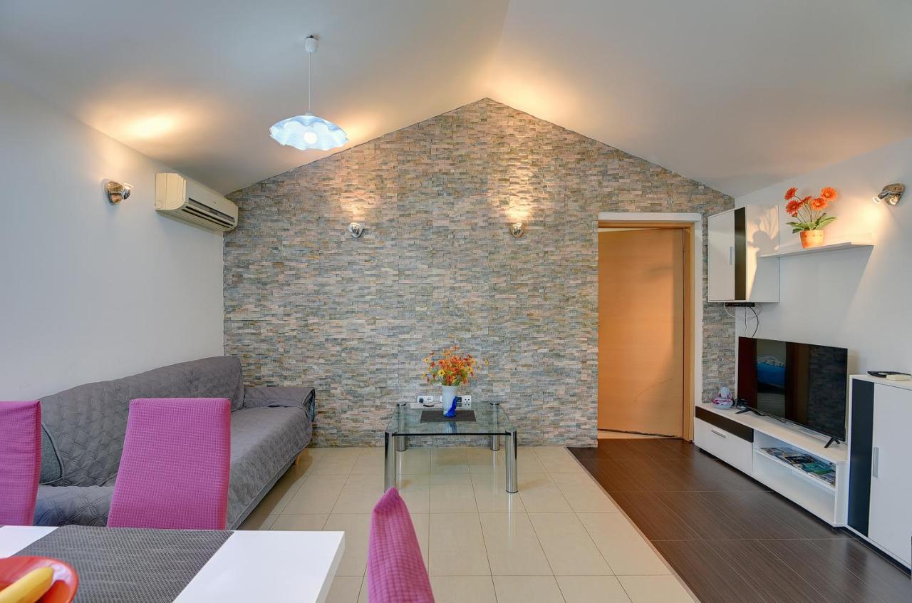 Holiday Home Jasminka Μεντουλίν Εξωτερικό φωτογραφία